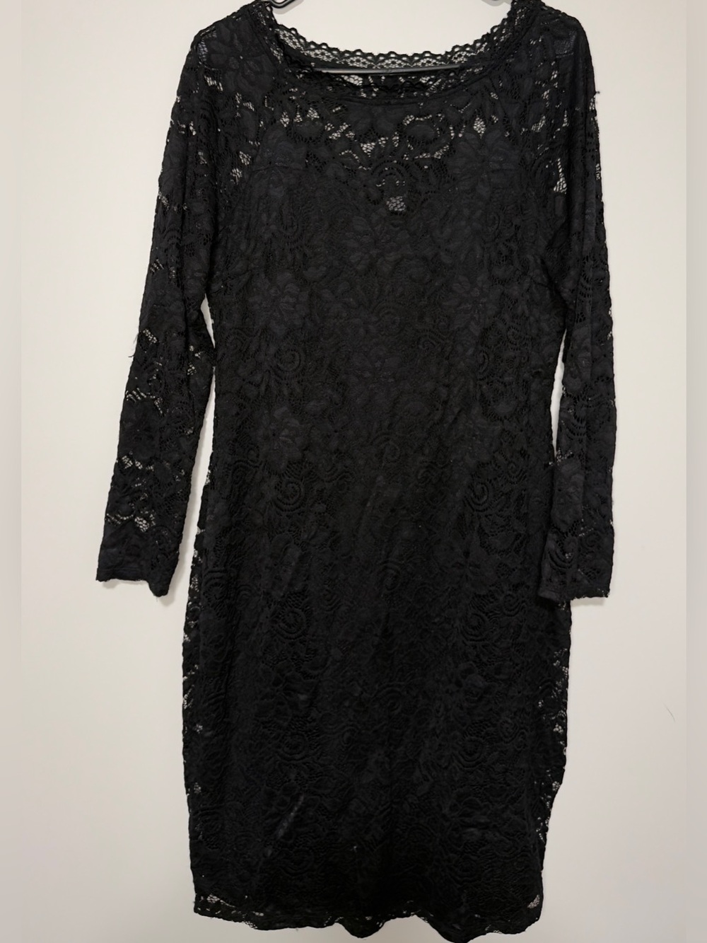Black Lace Midi Dress with Long Sleeves - Classic Women's Evening Dress